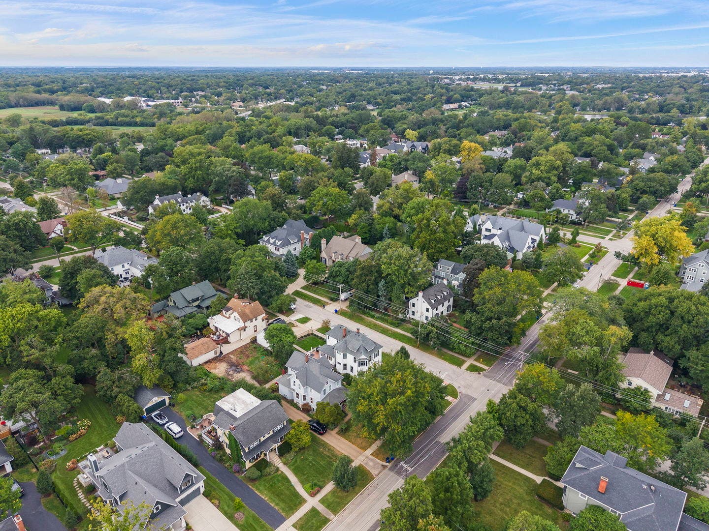 726 N Wheaton Avenue, Wheaton, IL 60187