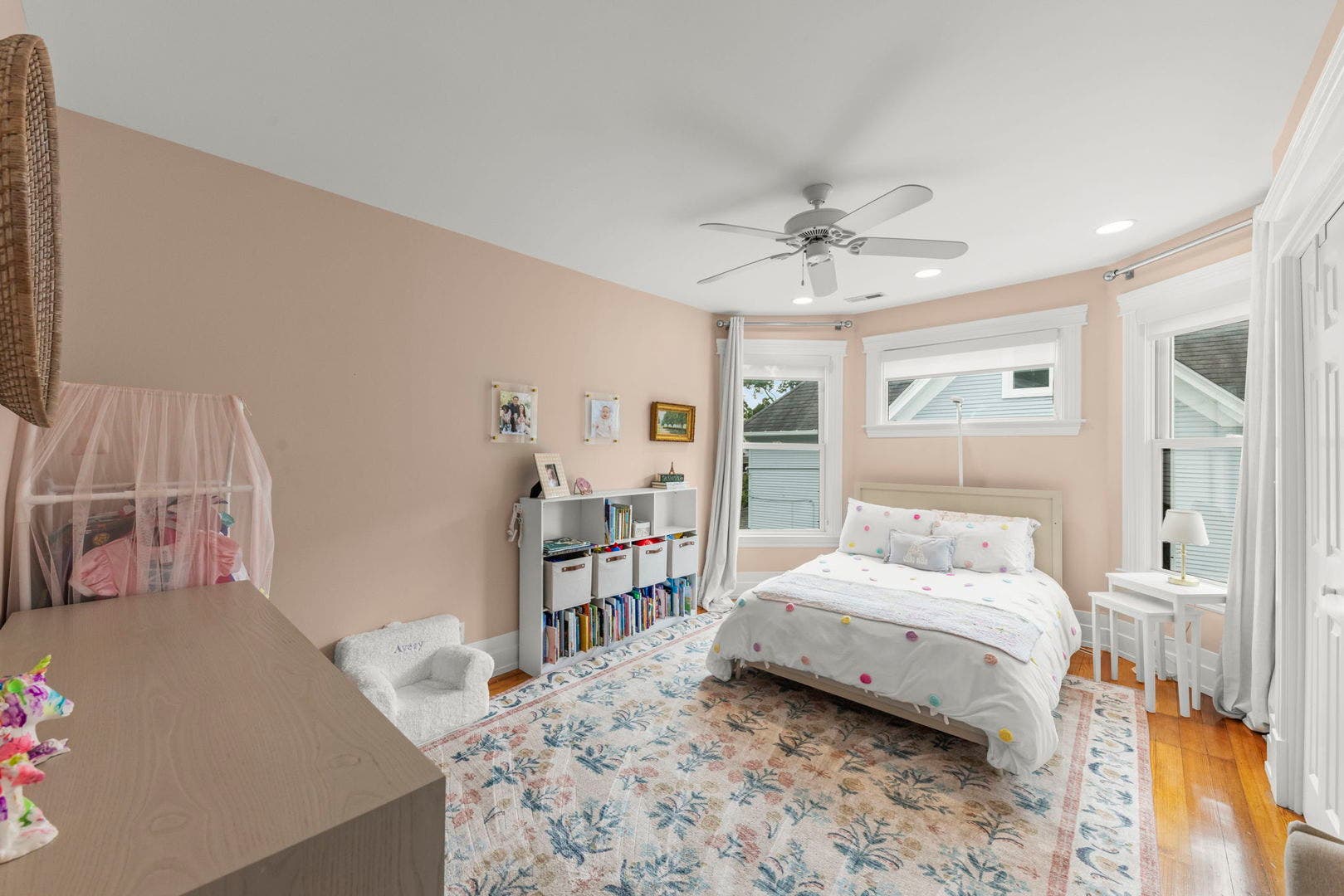726 N Wheaton Avenue, Wheaton, IL 60187