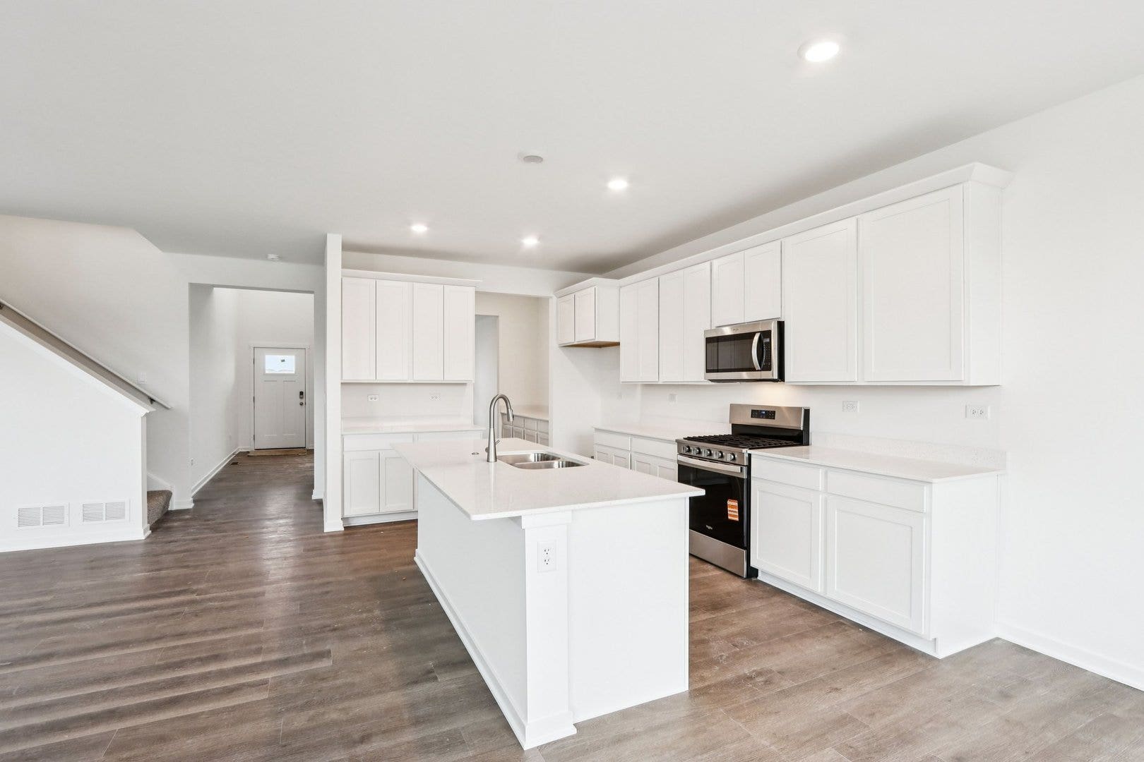 1853 Baler Avenue, Aurora, IL 60503 1853 Baler Avenue, Aurora, IL 60503
