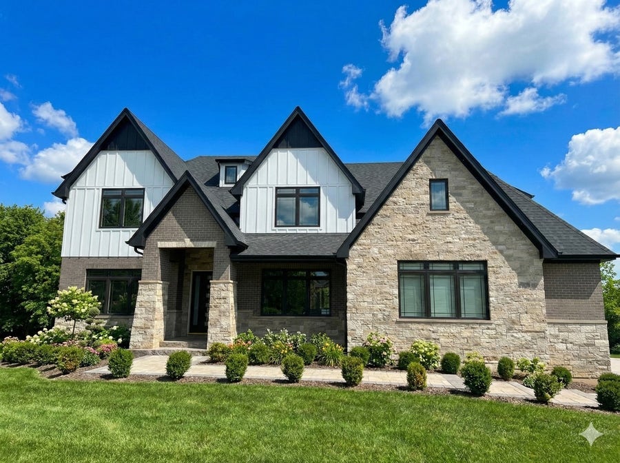 Property photo for 22642 Frontier Court, Frankfort, IL