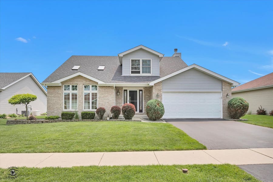 Property photo for Beecher, IL