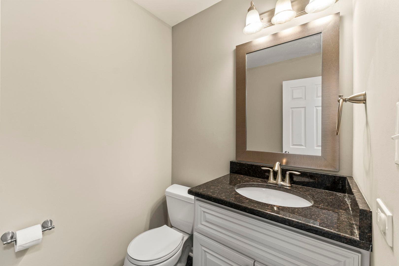 7720 Richardson Lane, Tinley Park, IL 60487 7720 Richardson Lane, Tinley Park, IL 60487