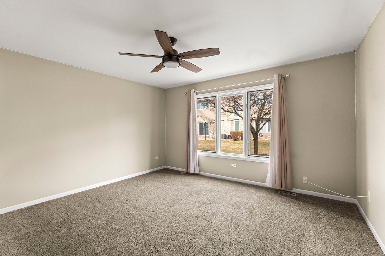 7720 Richardson Lane, Tinley Park, IL 60487 7720 Richardson Lane, Tinley Park, IL 60487