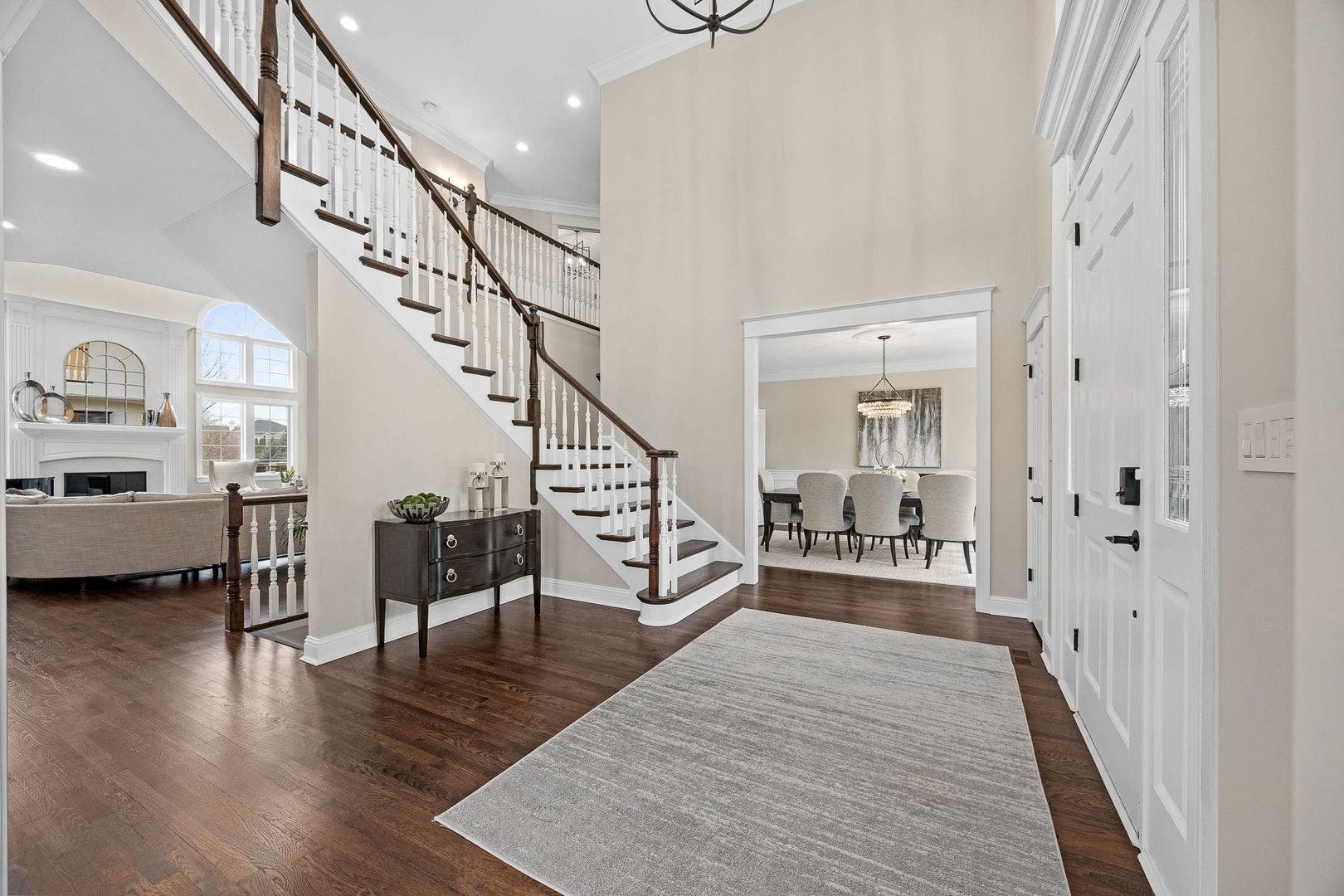 10825 Green Manor Court, Orland Park, IL 60467 10825 Green Manor Court, Orland Park, IL 60467