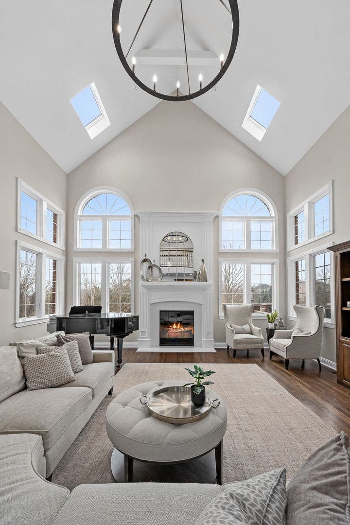 10825 Green Manor Court, Orland Park, IL 60467 10825 Green Manor Court, Orland Park, IL 60467