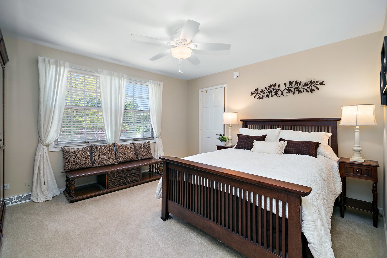 13423 hunt master Lane, Lemont, IL 60439 13423 hunt master Lane, Lemont, IL 60439