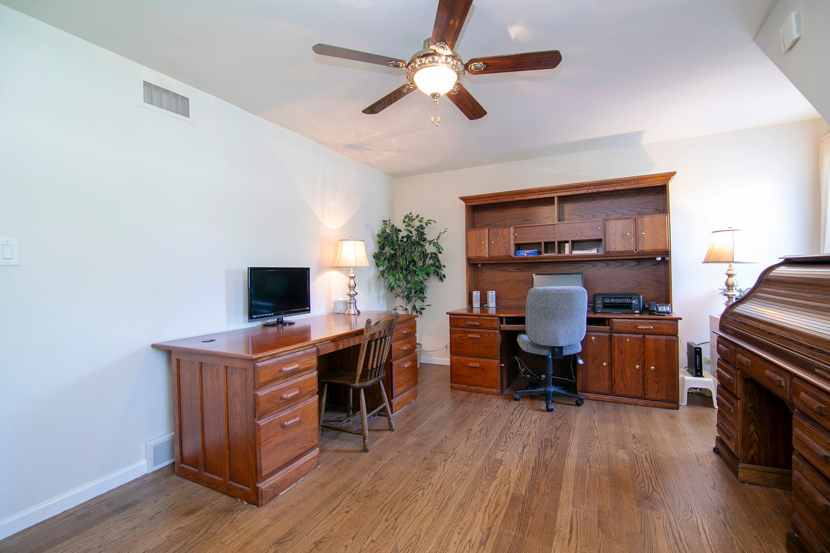13423 hunt master Lane, Lemont, IL 60439 13423 hunt master Lane, Lemont, IL 60439