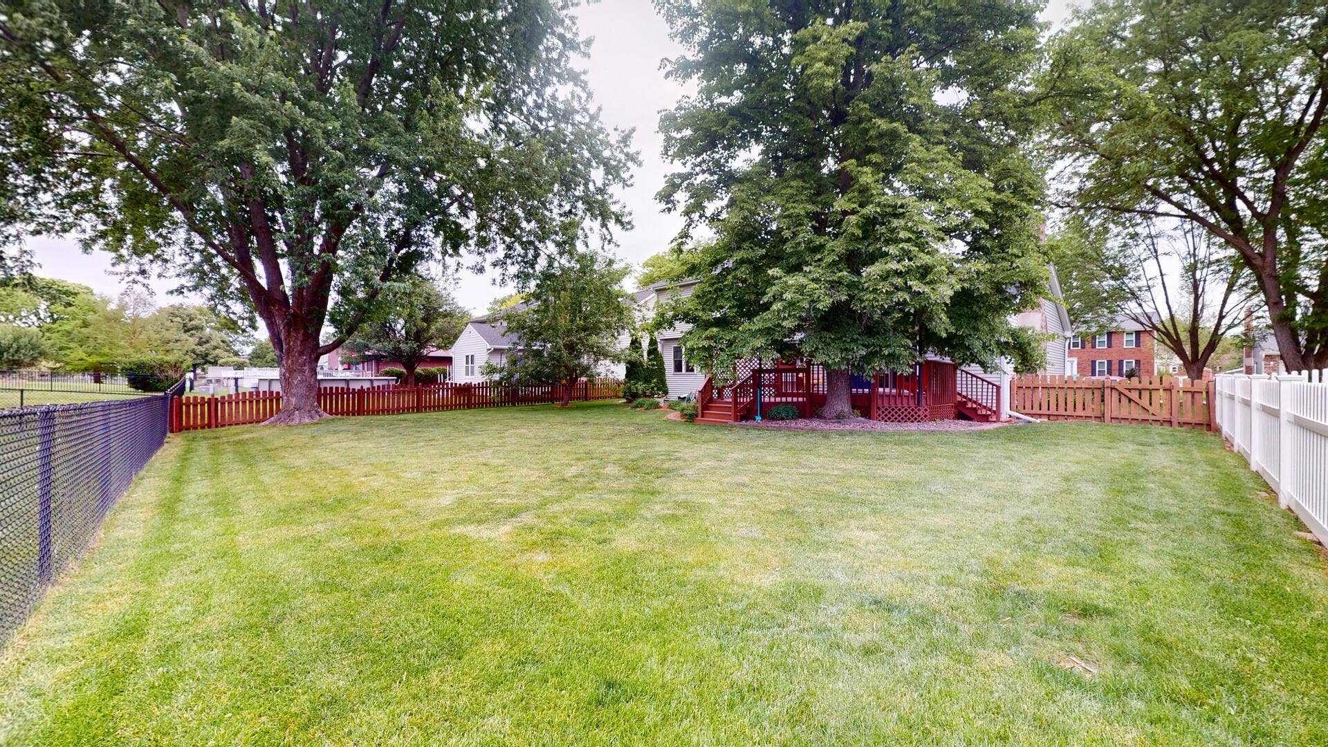 1705 Hawkins Avenue, Downers Grove, IL 60516