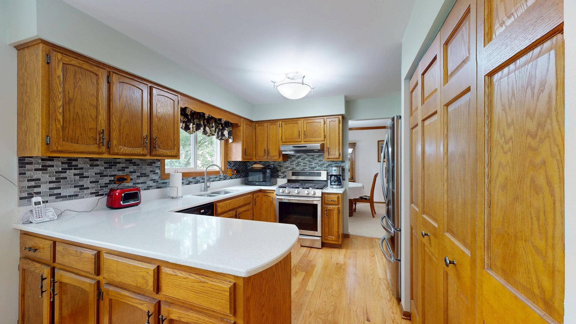 1705 Hawkins Avenue, Downers Grove, IL 60516
