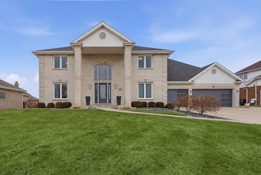 Property photo for 8718 Black Oak Avenue, Tinley Park, IL