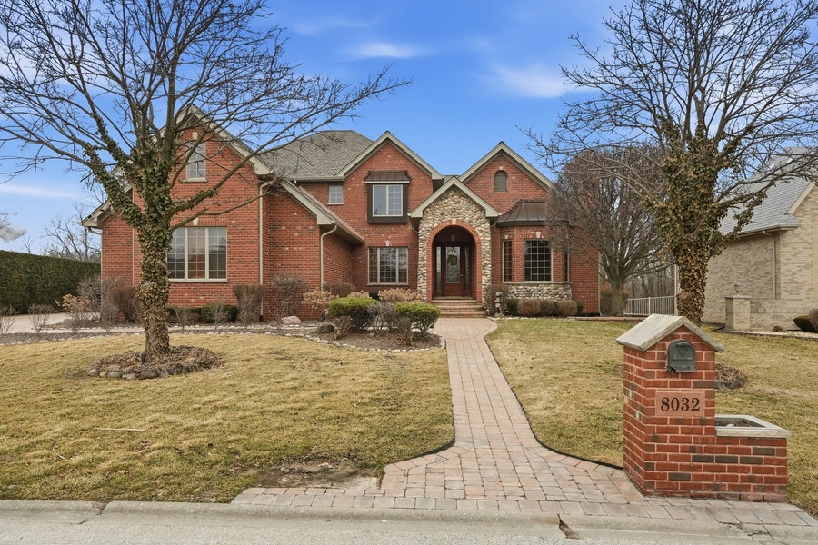Property photo for 8032 Kirkcaldy Court, Palos Heights, IL