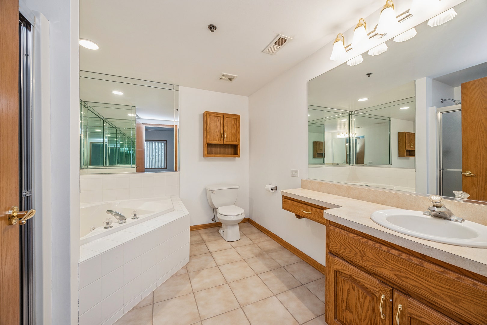 11555 Settlers Pond Way, #1A, Orland Park, IL 60467 11555 Settlers Pond Way, #1A, Orland Park, IL 60467
