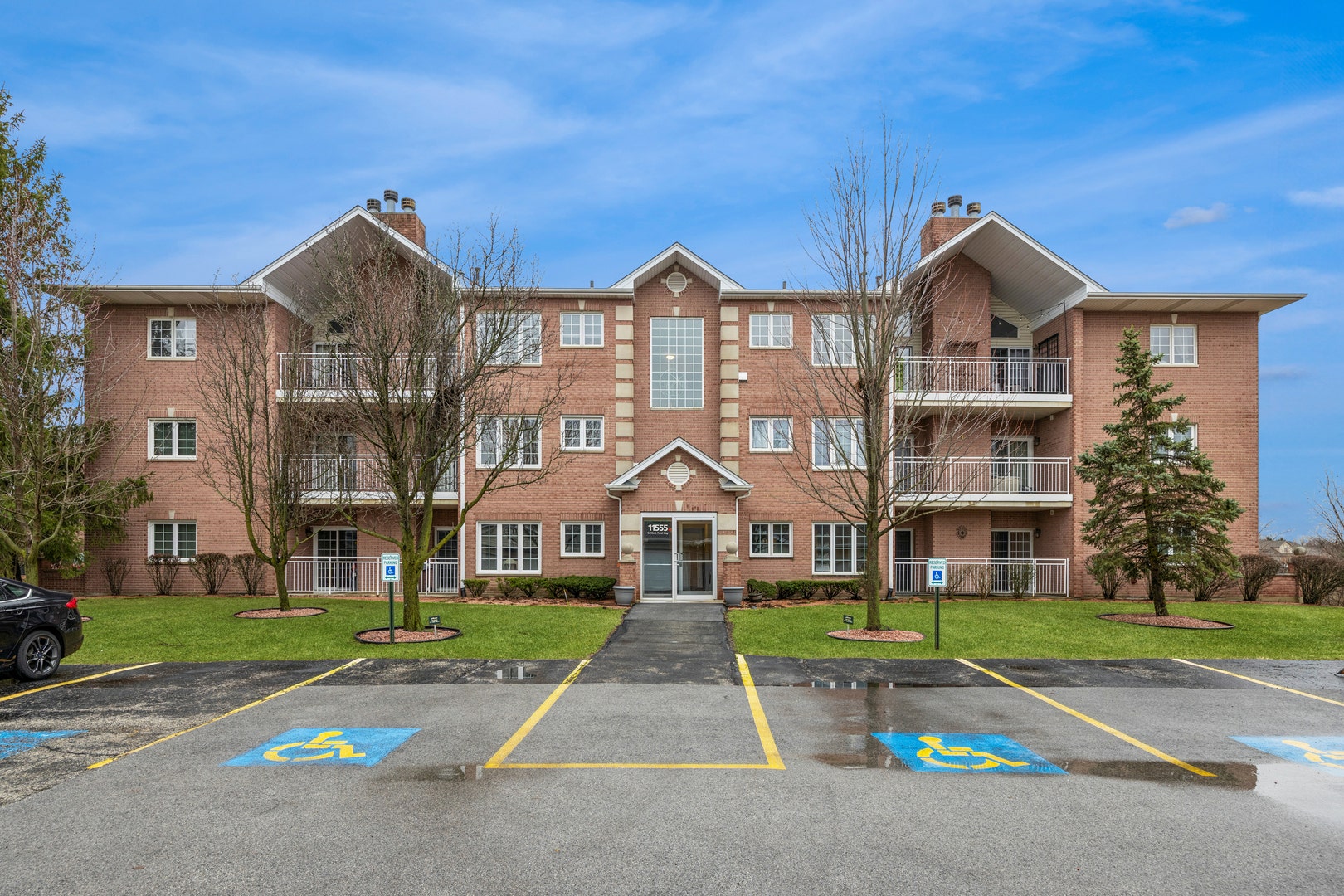 11555 Settlers Pond Way, #1A, Orland Park, IL 60467 11555 Settlers Pond Way, #1A, Orland Park, IL 60467