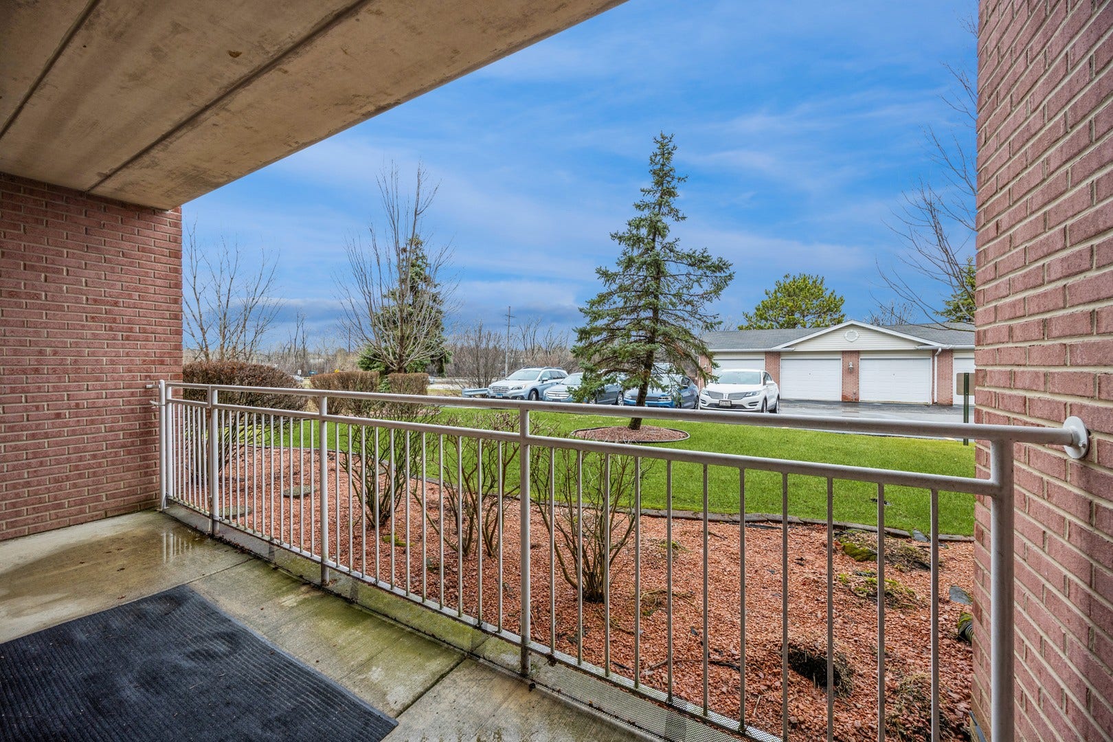 11555 Settlers Pond Way, #1A, Orland Park, IL 60467 11555 Settlers Pond Way, #1A, Orland Park, IL 60467
