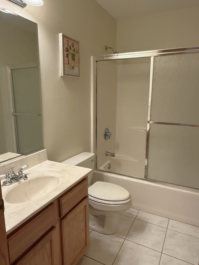 9400 CALEDONIA Drive, Tinley Park, IL 60487 9400 CALEDONIA Drive, Tinley Park, IL 60487