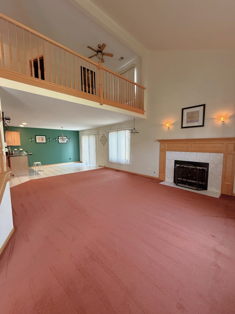 9400 CALEDONIA Drive, Tinley Park, IL 60487 9400 CALEDONIA Drive, Tinley Park, IL 60487