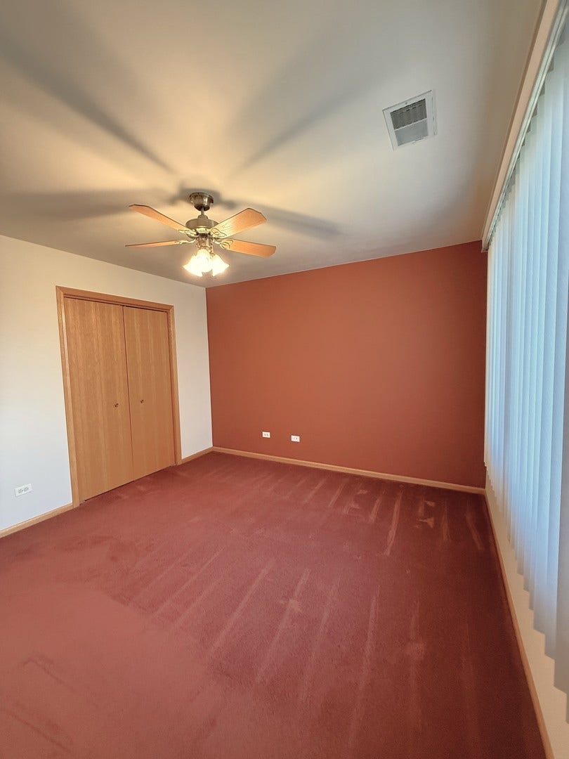 9400 CALEDONIA Drive, Tinley Park, IL 60487 9400 CALEDONIA Drive, Tinley Park, IL 60487