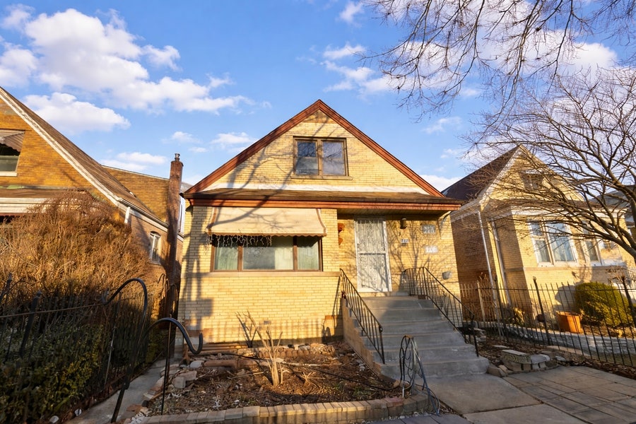 Property photo for 7127 S Ridgeway Avenue, Chicago, IL