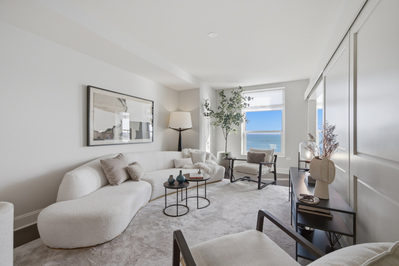 850 N Lake Shore Drive, #1602, Chicago, IL 60611 **Photo is of the model residence, representative