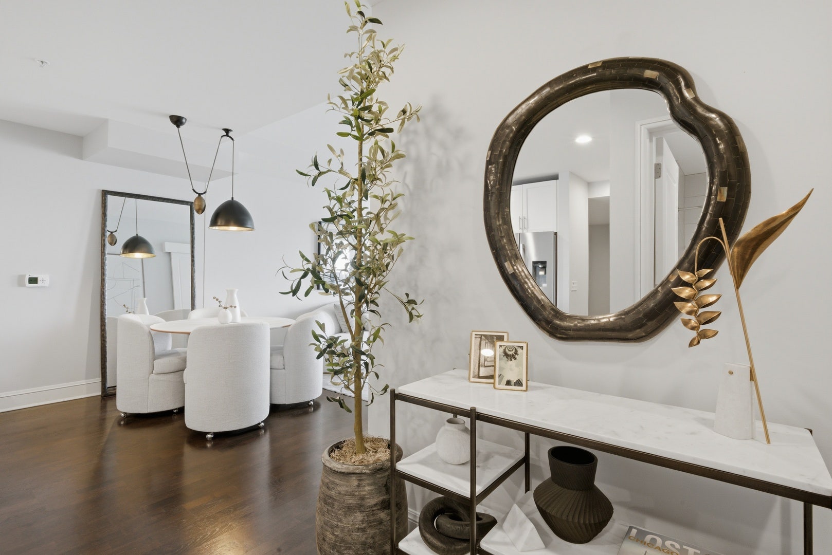 850 N Lake Shore Drive, #1602, Chicago, IL 60611 **Photo is of the model residence, representative