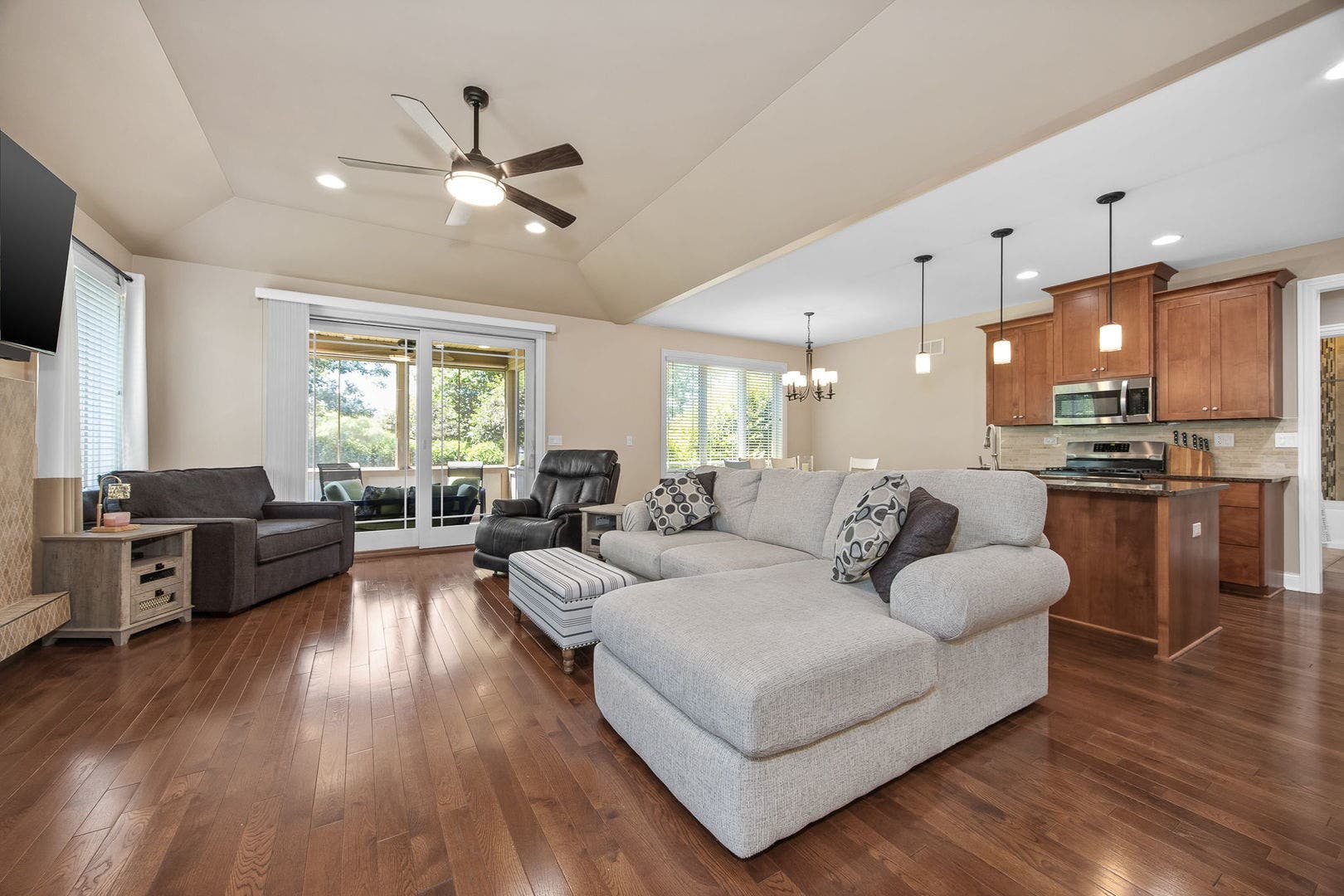 14660 Aster Lane, Homer Glen, IL 60491 14660 Aster Lane, Homer Glen, IL 60491