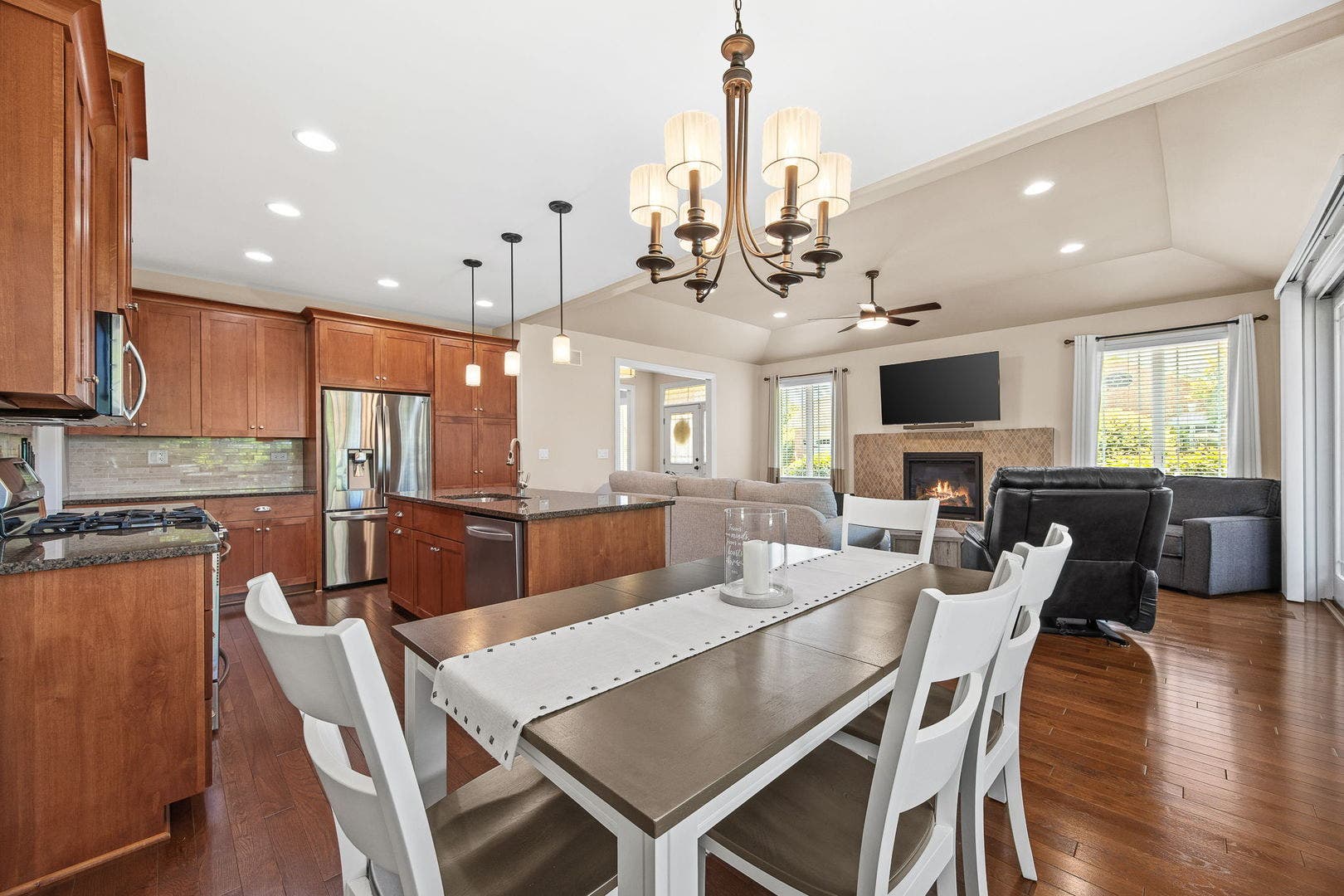 14660 Aster Lane, Homer Glen, IL 60491 14660 Aster Lane, Homer Glen, IL 60491
