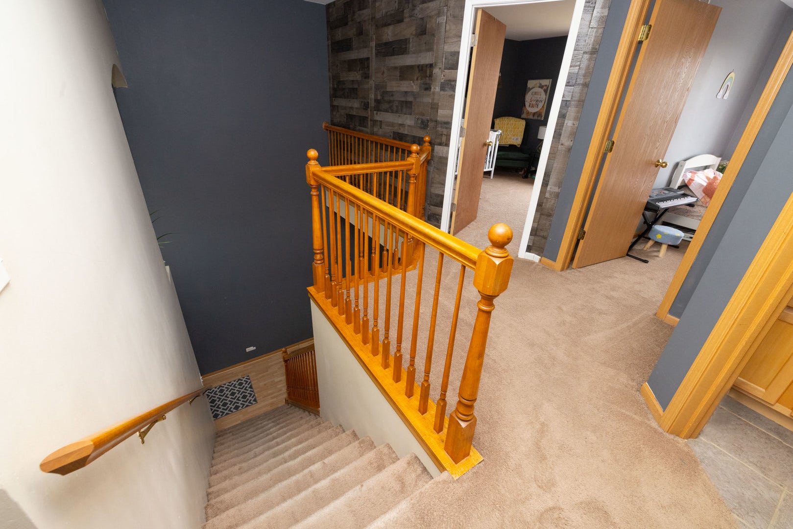 2375 Cove Court, Elgin, IL 60123 2375 Cove Court, Elgin, IL 60123