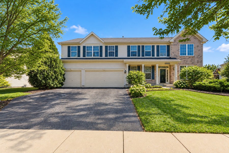 Property photo for 829 Lindsey Lane, Bolingbrook, IL