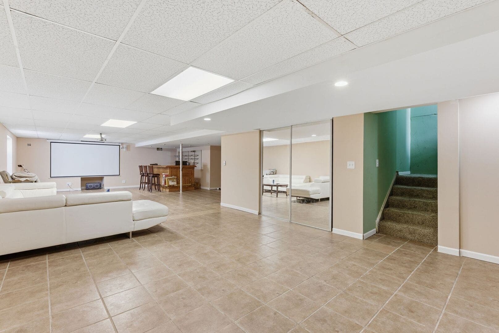 829 Lindsey Lane, Bolingbrook, IL 60440