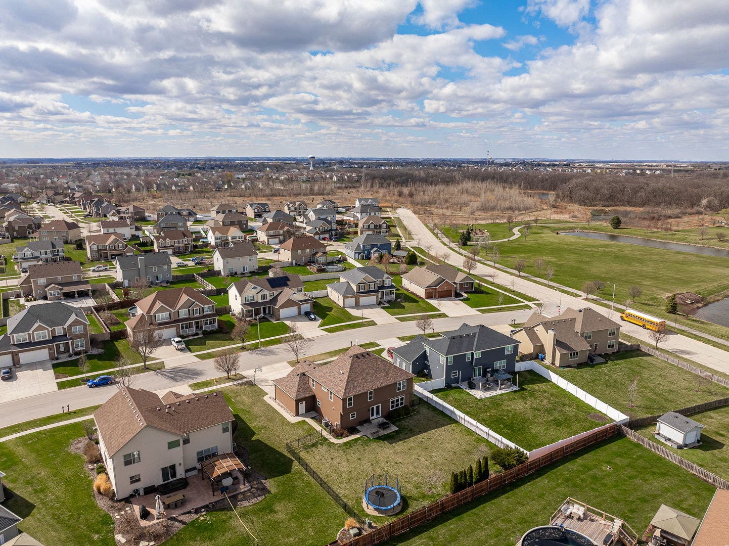 311 W Frontier Drive, Minooka, IL 60447 311 W Frontier Drive, Minooka, IL 60447