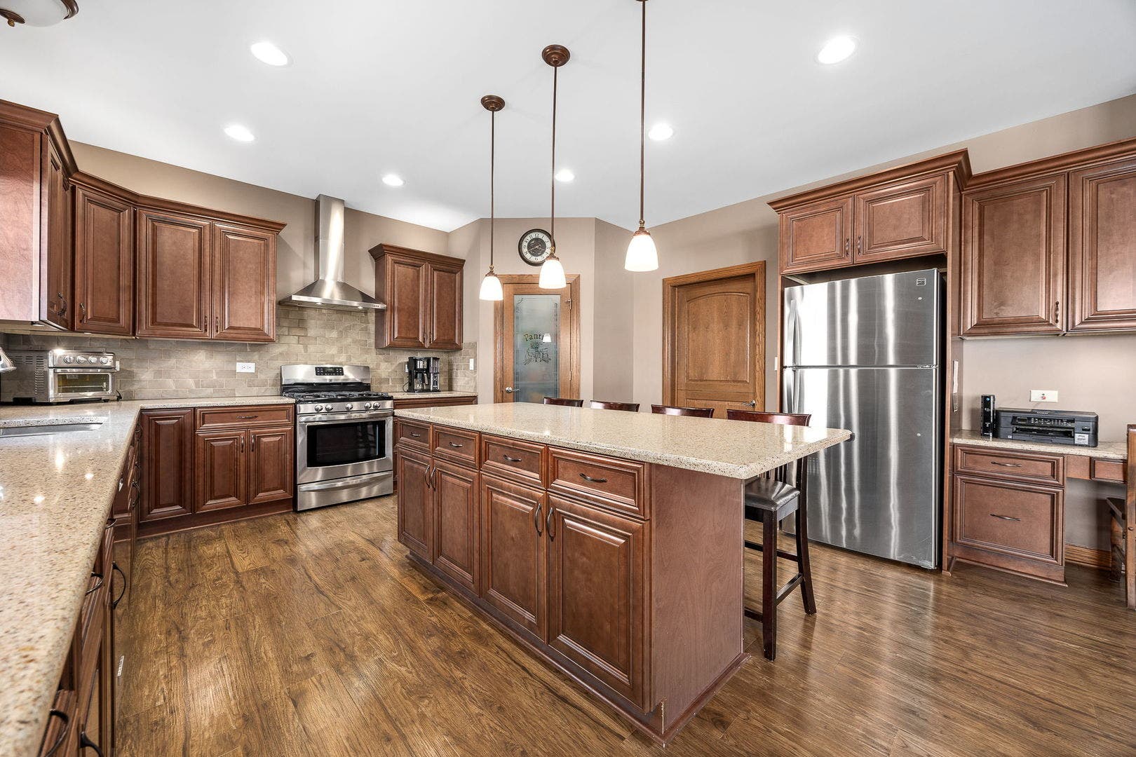 311 W Frontier Drive, Minooka, IL 60447 311 W Frontier Drive, Minooka, IL 60447