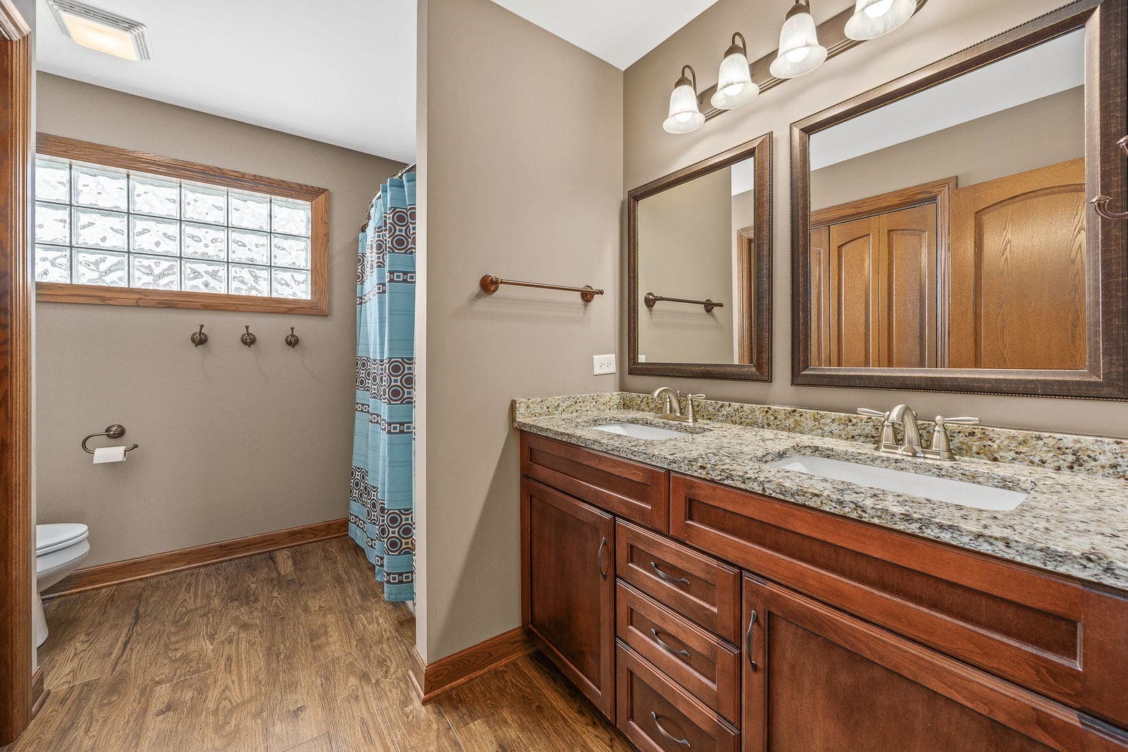 311 W Frontier Drive, Minooka, IL 60447 311 W Frontier Drive, Minooka, IL 60447