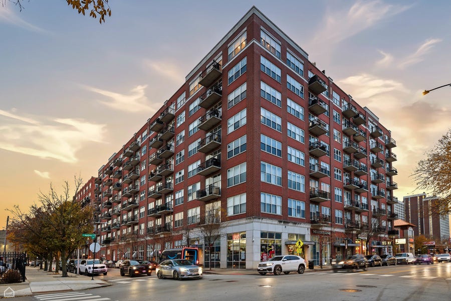 Property photo for 6 S Laflin Street, #920, Chicago, IL