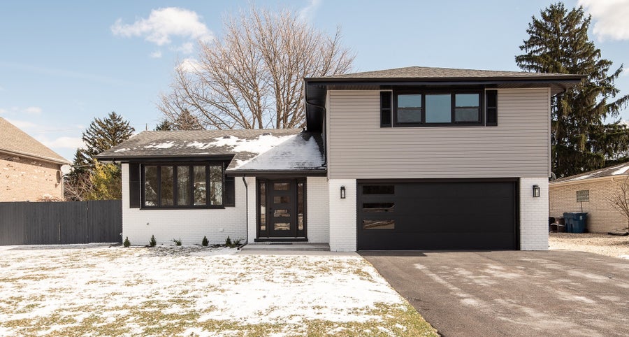 Property photo for 10433 S 83rd Avenue, Palos Hills, IL