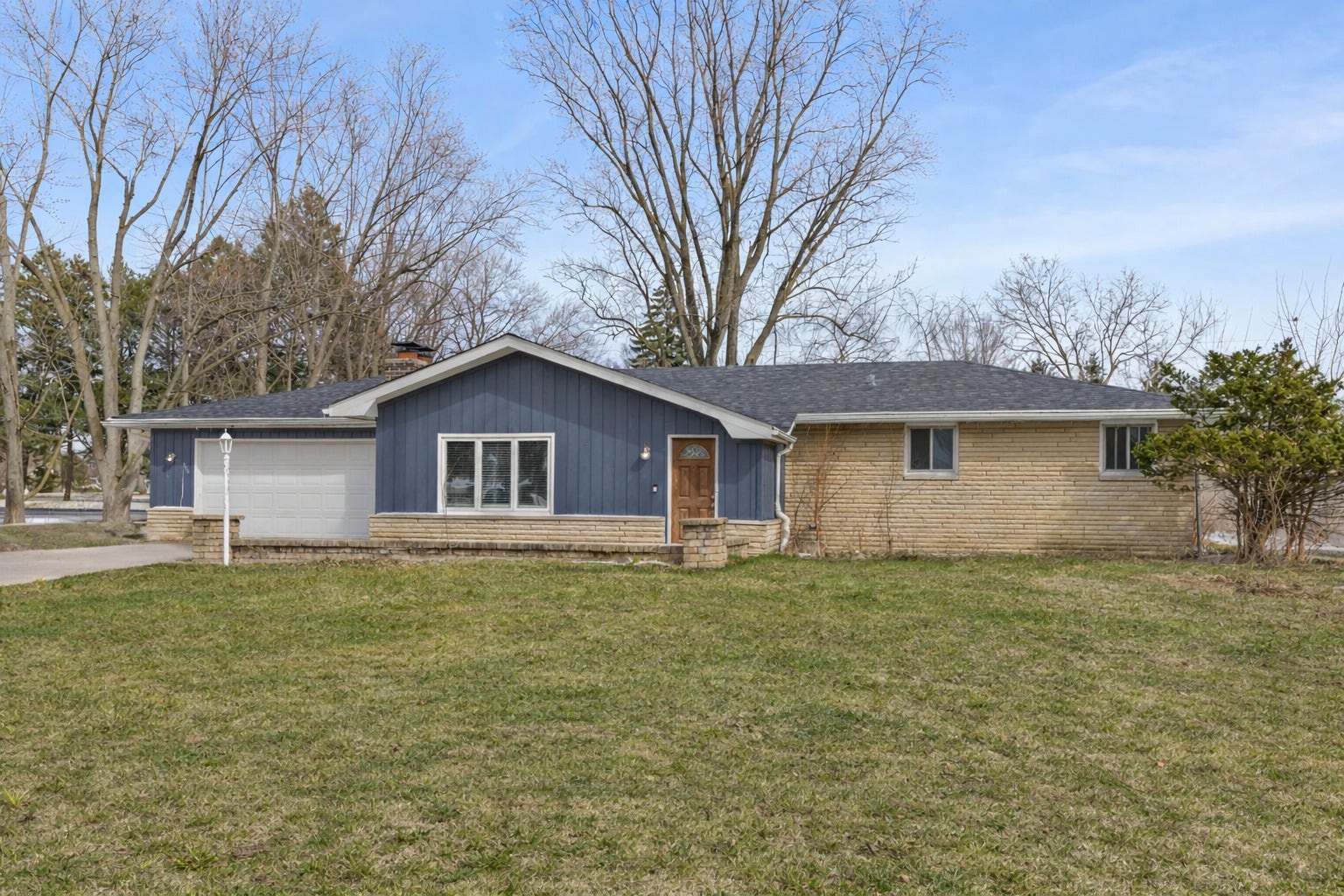 916 Barber Lane, Joliet, IL 60435 916 Barber Lane, Joliet, IL 60435