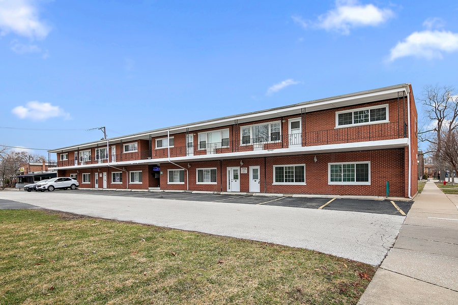 Property photo for 18154 Martin Avenue, Homewood, IL