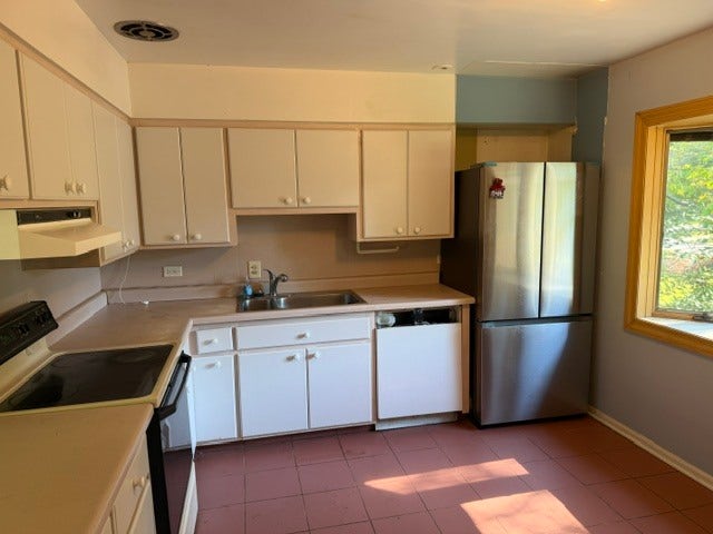 270 Park Avenue, Lake Forest, IL 60045 270 Park Avenue, Lake Forest, IL 60045