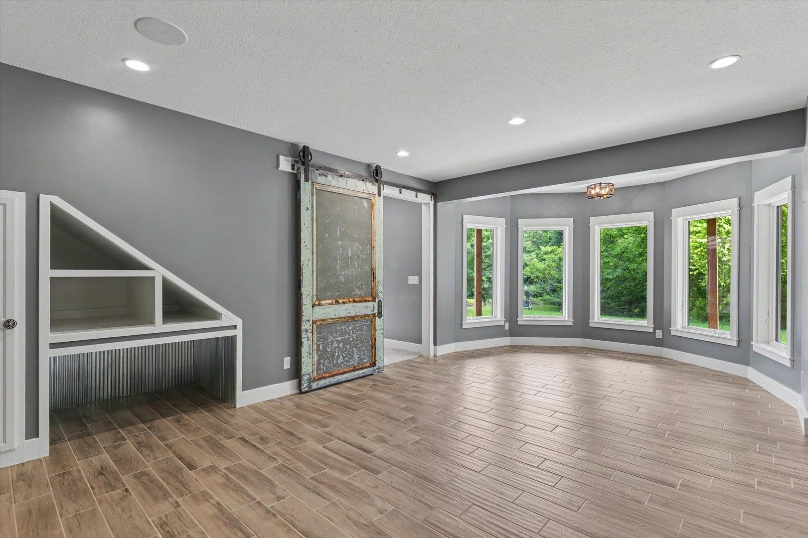 1610 Briarwood Lane, Mahomet, IL 61853