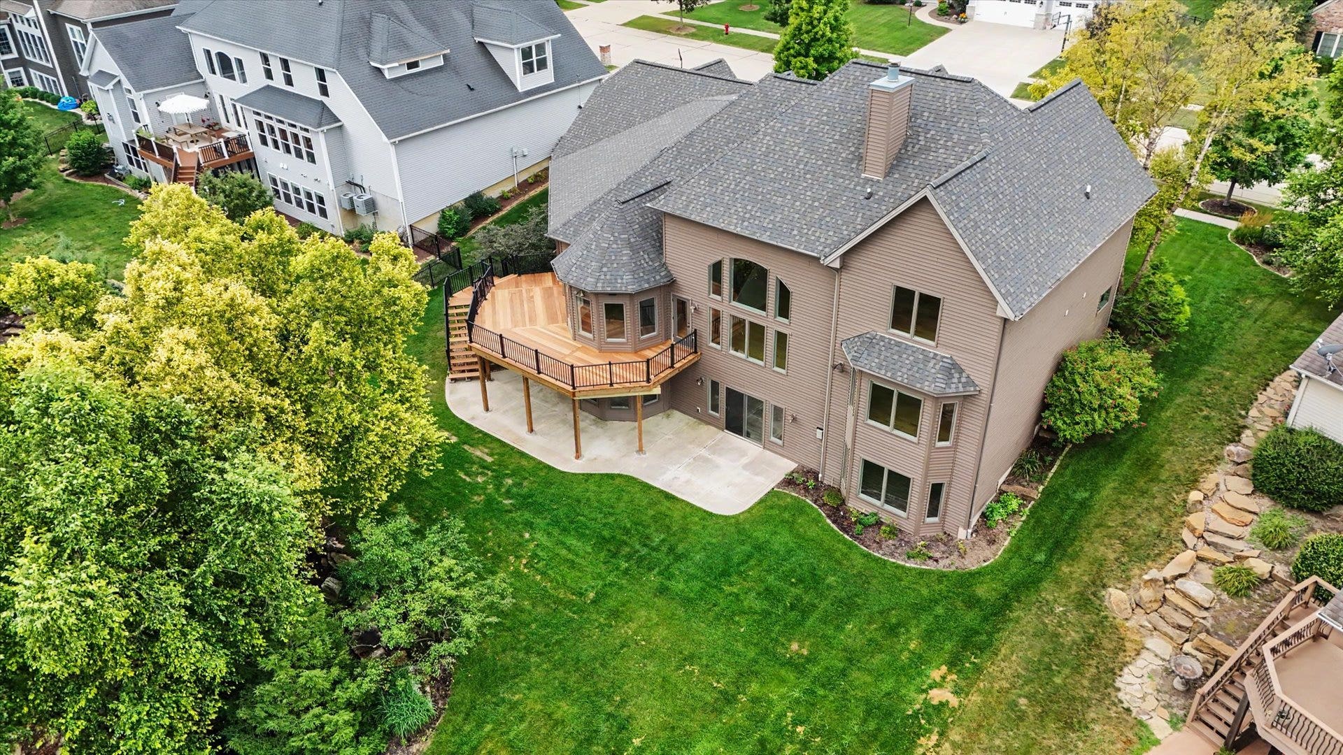 1610 Briarwood Lane, Mahomet, IL 61853
