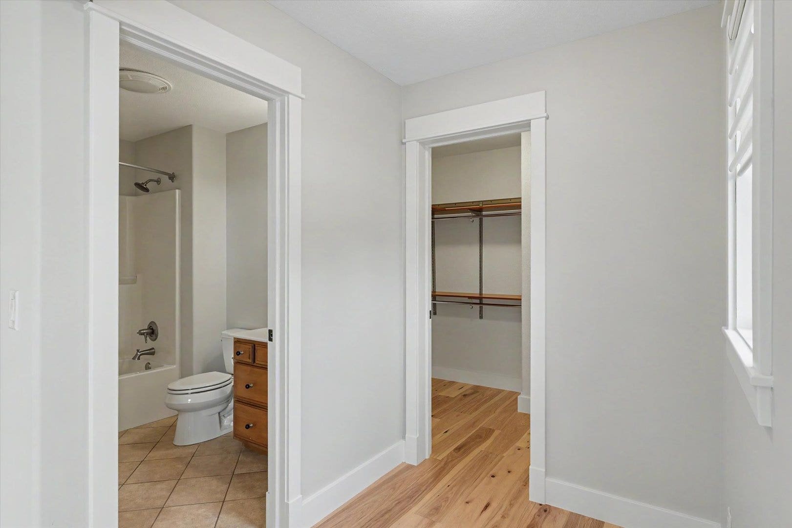 1610 Briarwood Lane, Mahomet, IL 61853