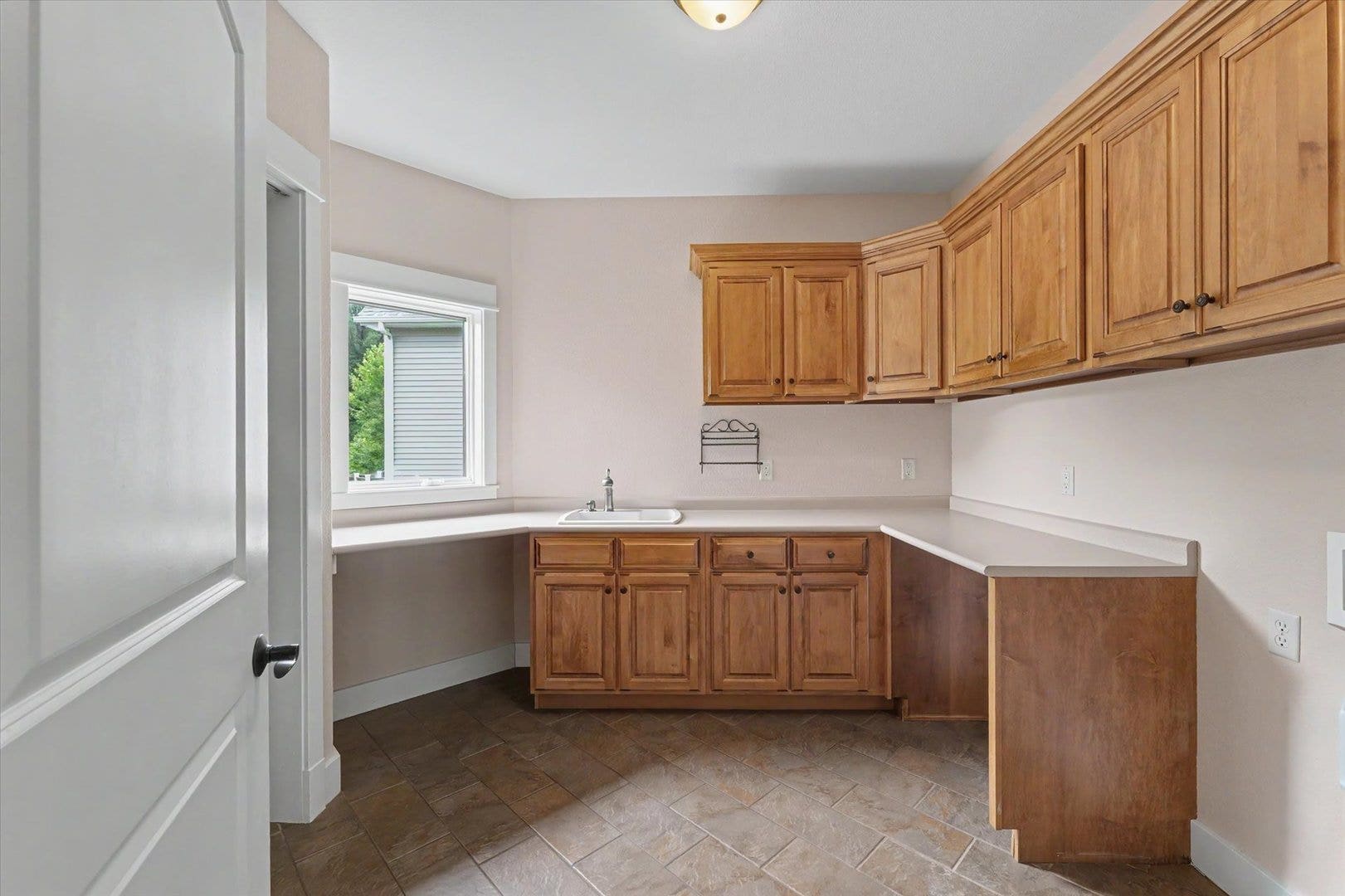 1610 Briarwood Lane, Mahomet, IL 61853