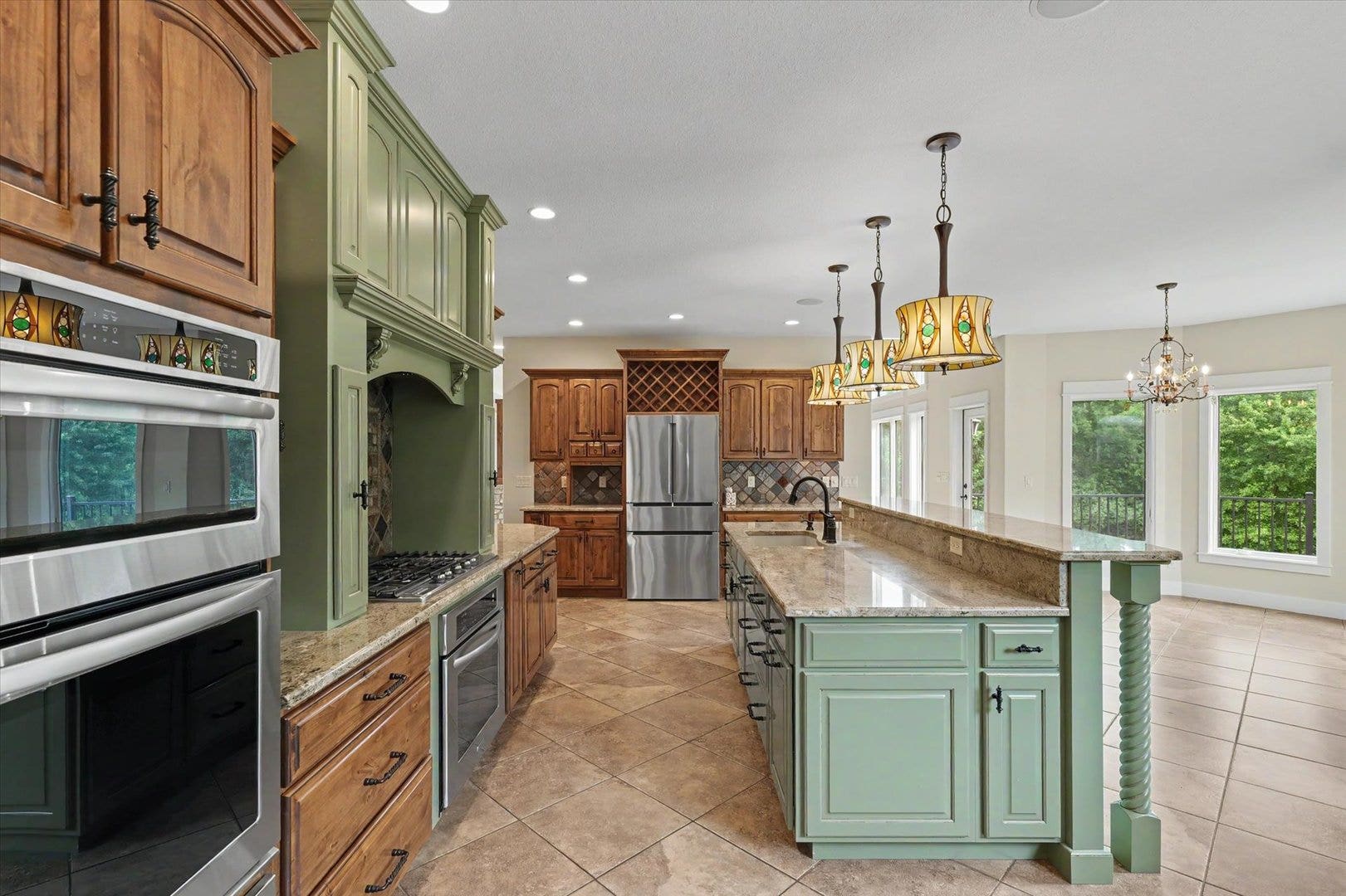 1610 Briarwood Lane, Mahomet, IL 61853