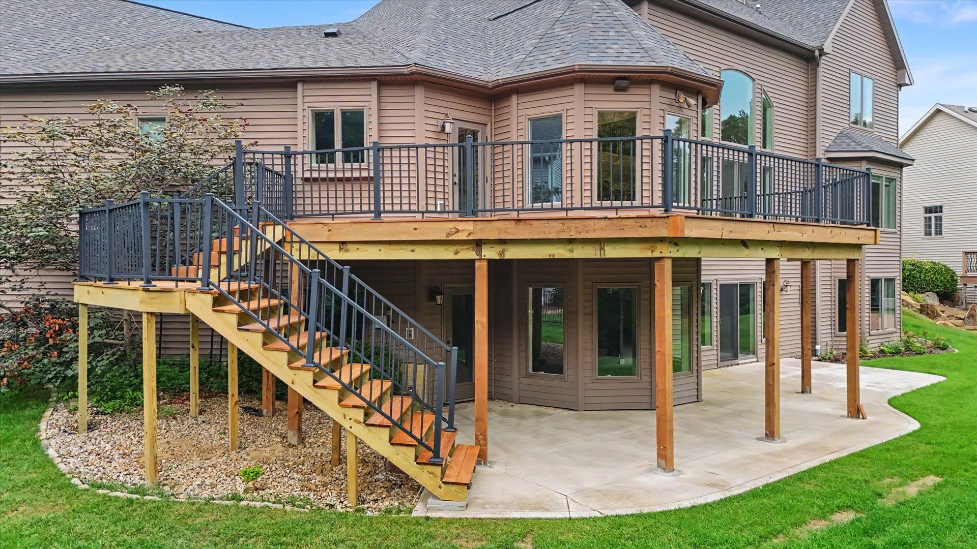 1610 Briarwood Lane, Mahomet, IL 61853