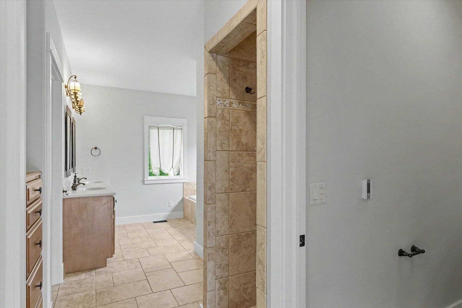 1610 Briarwood Lane, Mahomet, IL 61853