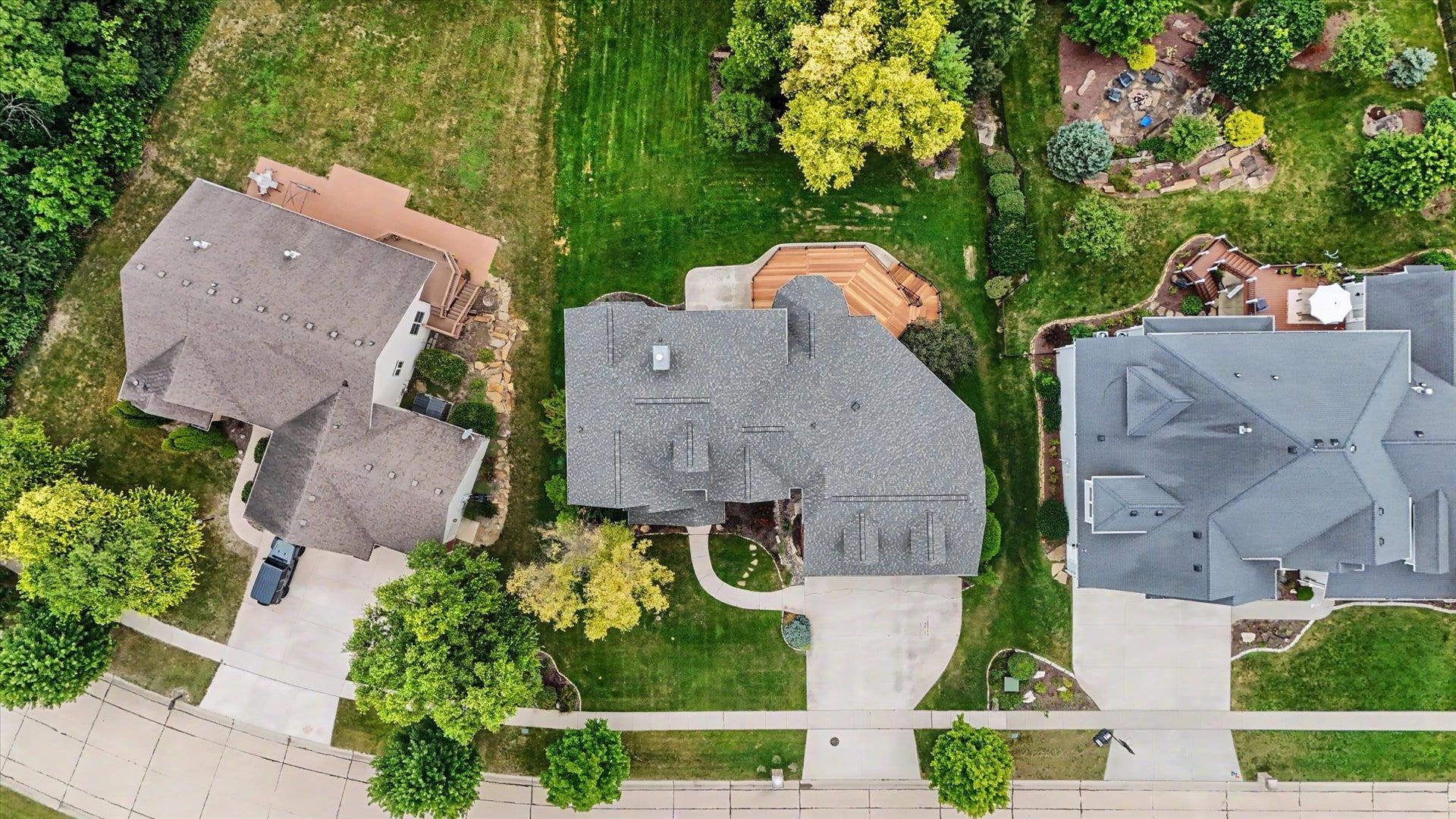 1610 Briarwood Lane, Mahomet, IL 61853