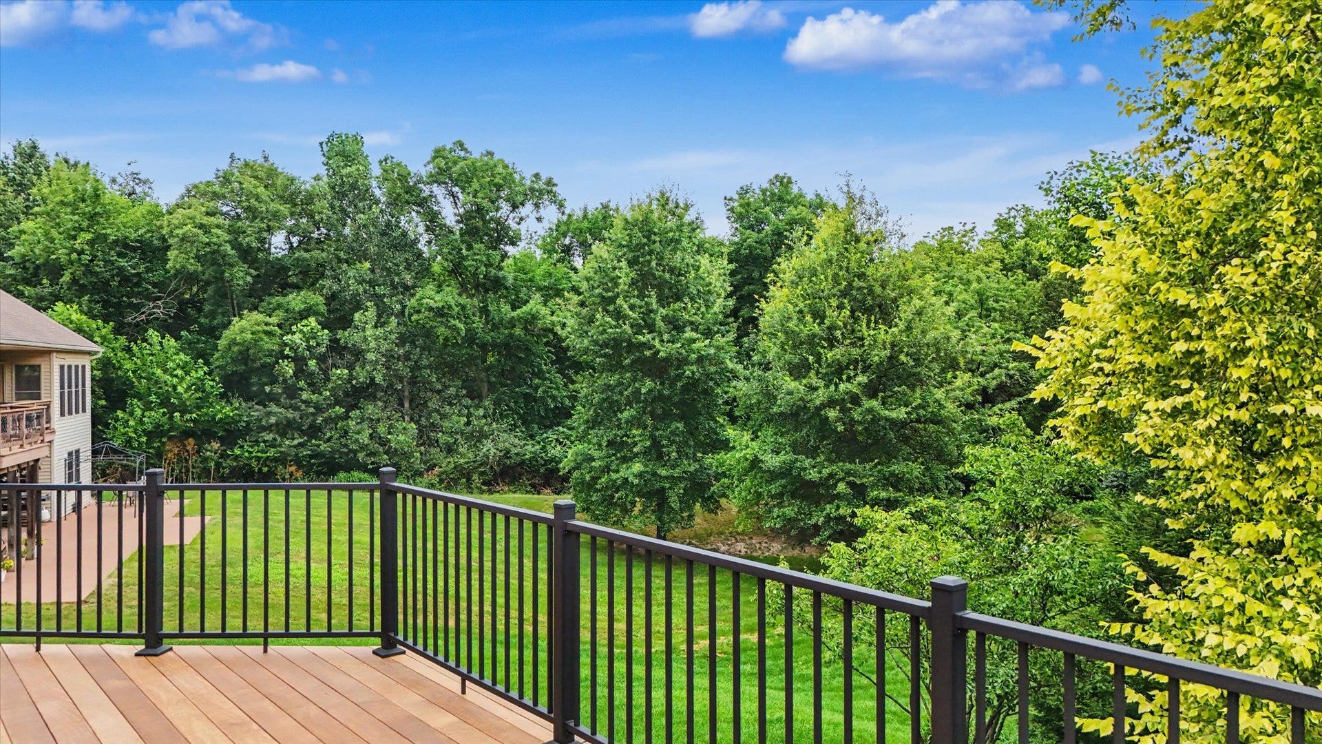 1610 Briarwood Lane, Mahomet, IL 61853