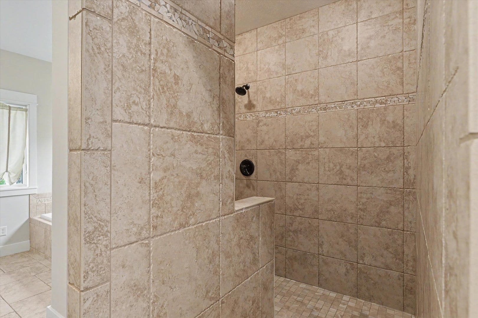 1610 Briarwood Lane, Mahomet, IL 61853