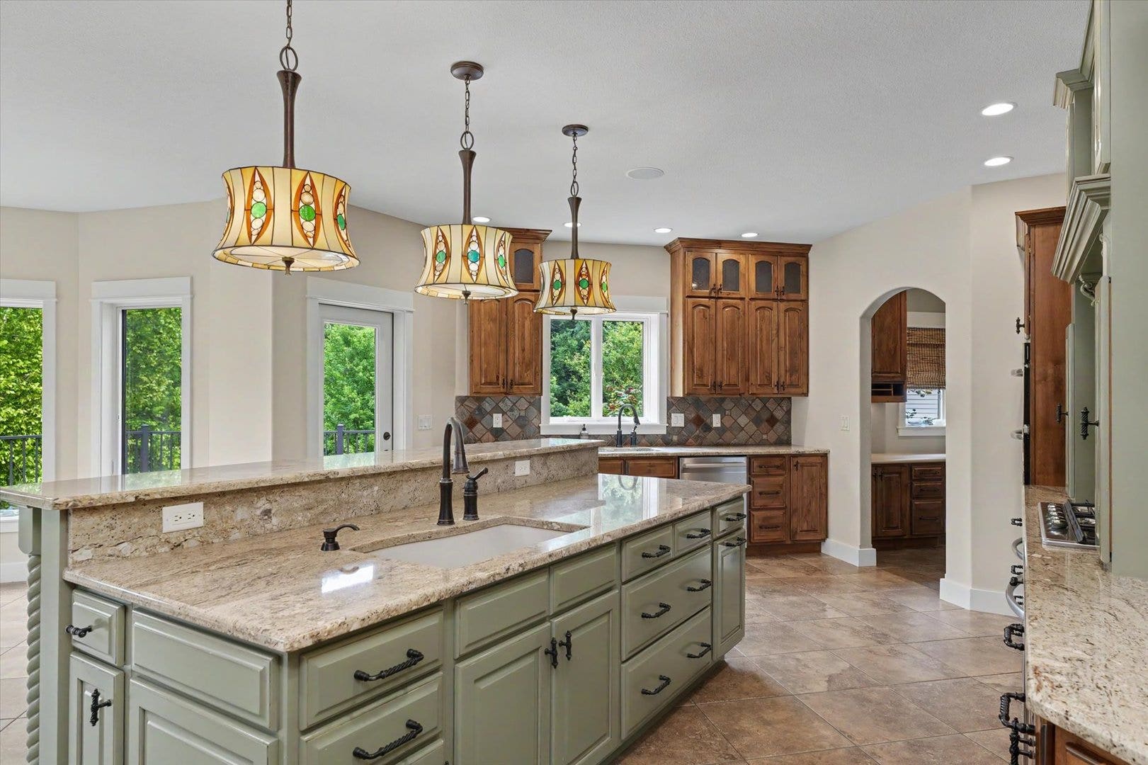 1610 Briarwood Lane, Mahomet, IL 61853