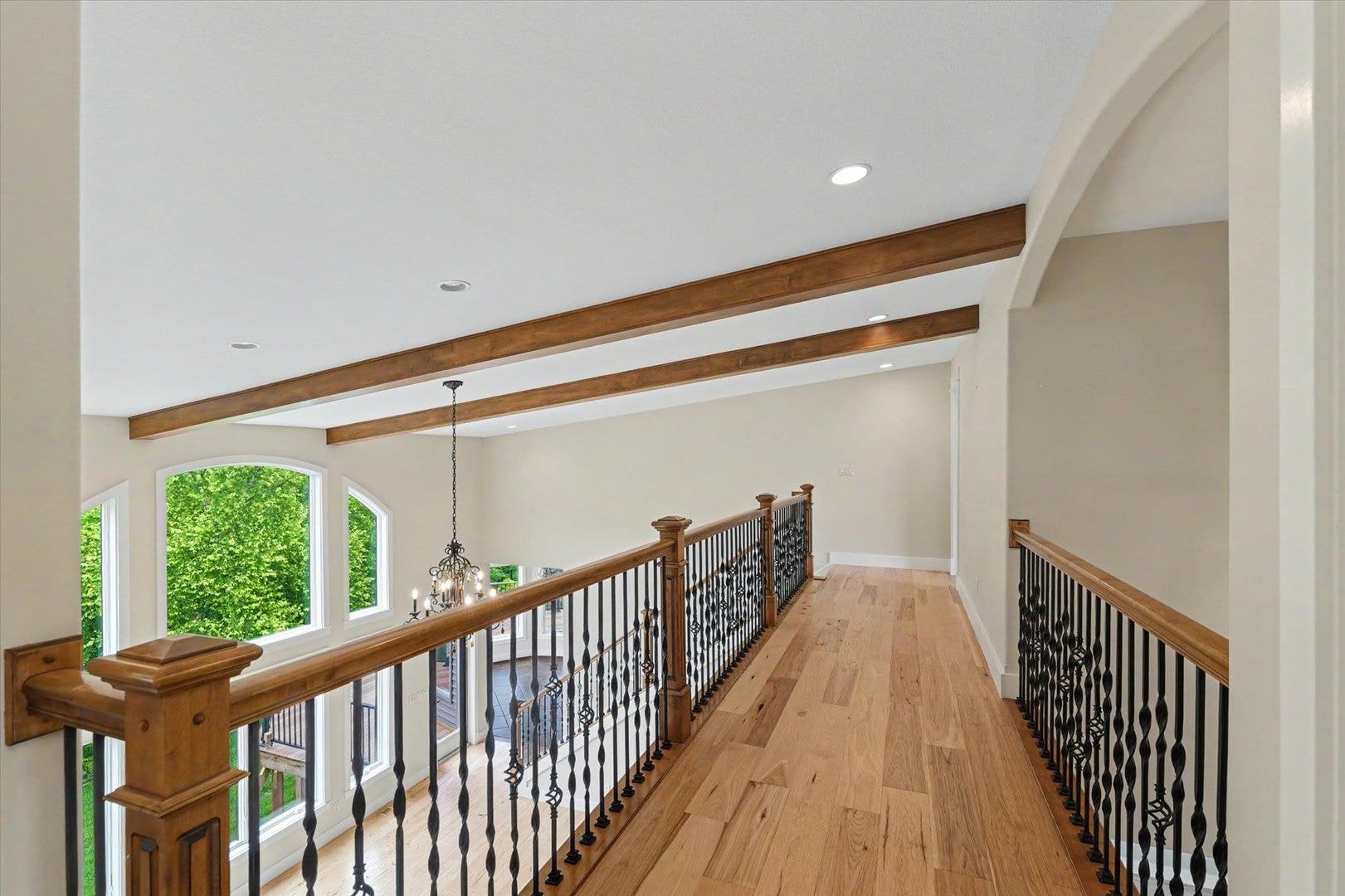 1610 Briarwood Lane, Mahomet, IL 61853