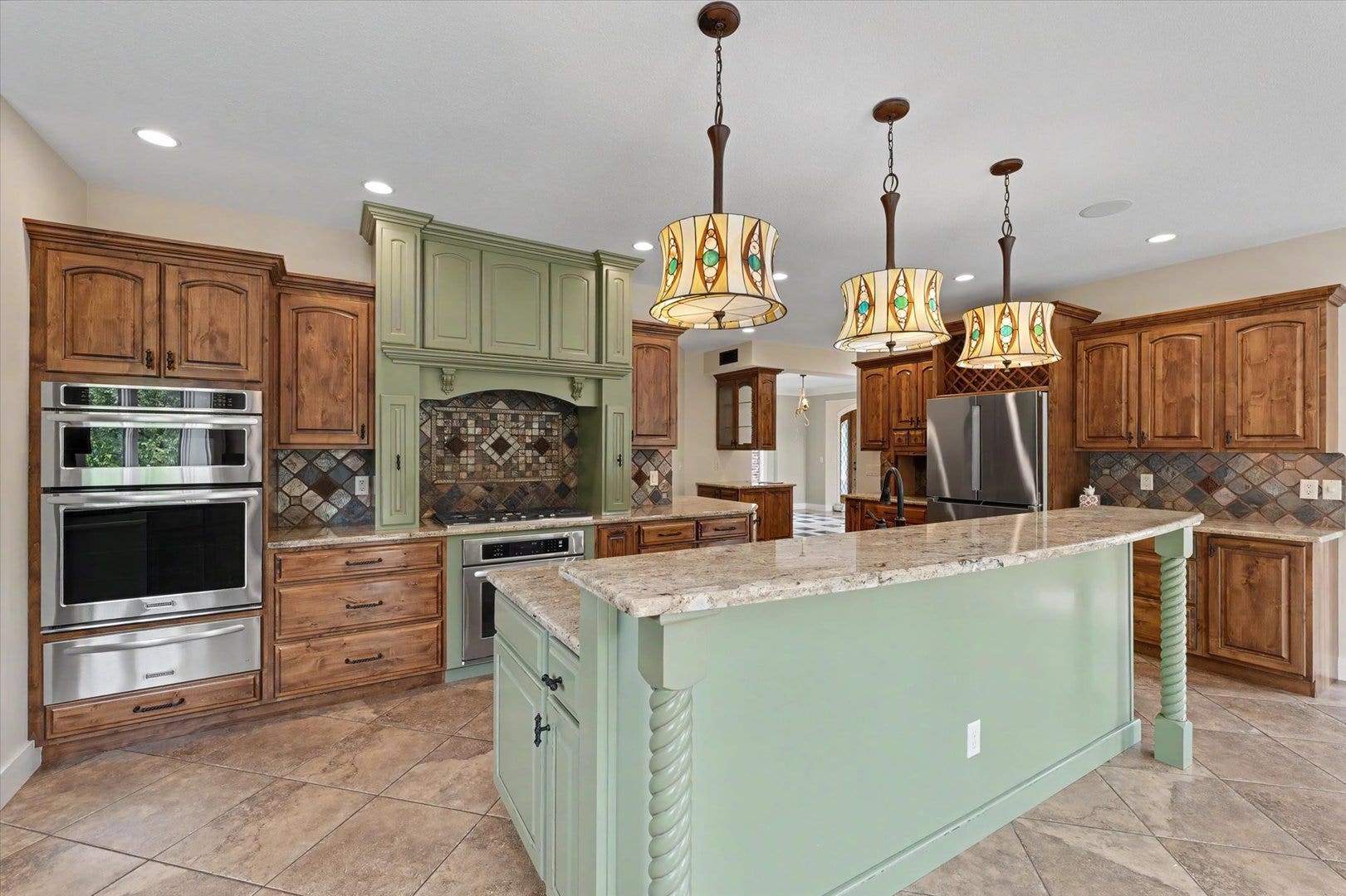 1610 Briarwood Lane, Mahomet, IL 61853